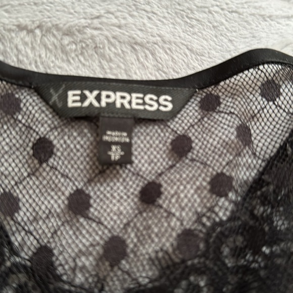 Express lace top - Picture 3 of 3